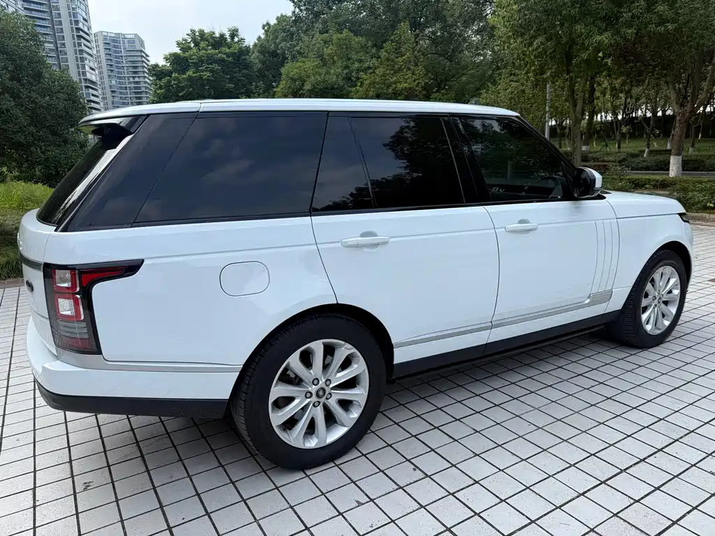 Range Rover 3.0 TDV6 Vogue