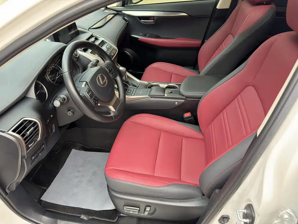 Lexus NX 200 AWD Sharp Style CN-VI