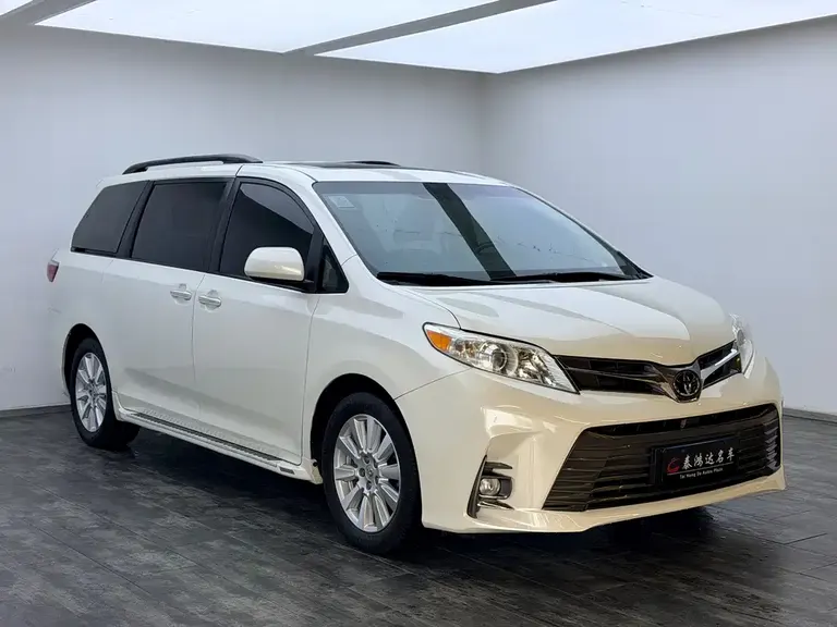 Toyota SIENNA 3.5 L Auto