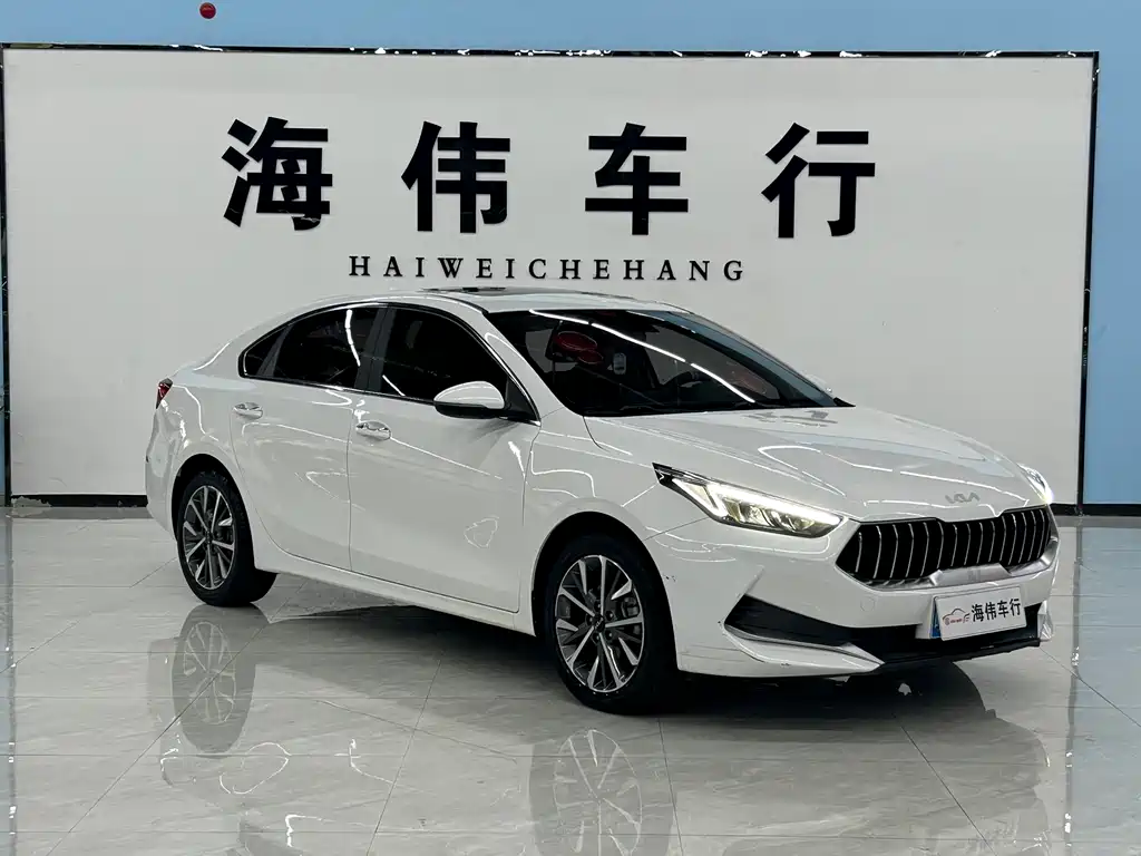 Kia K3 Facelift 1.5 L CVT Fashion