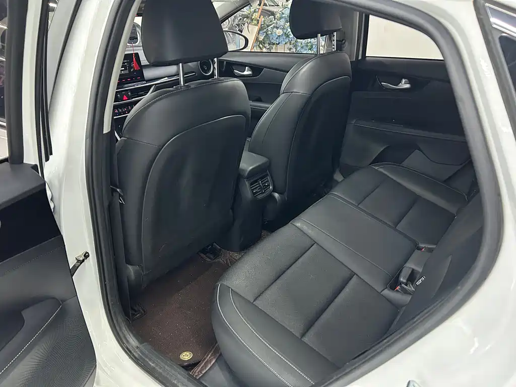 Kia K3 Facelift 1.5 L CVT Fashion