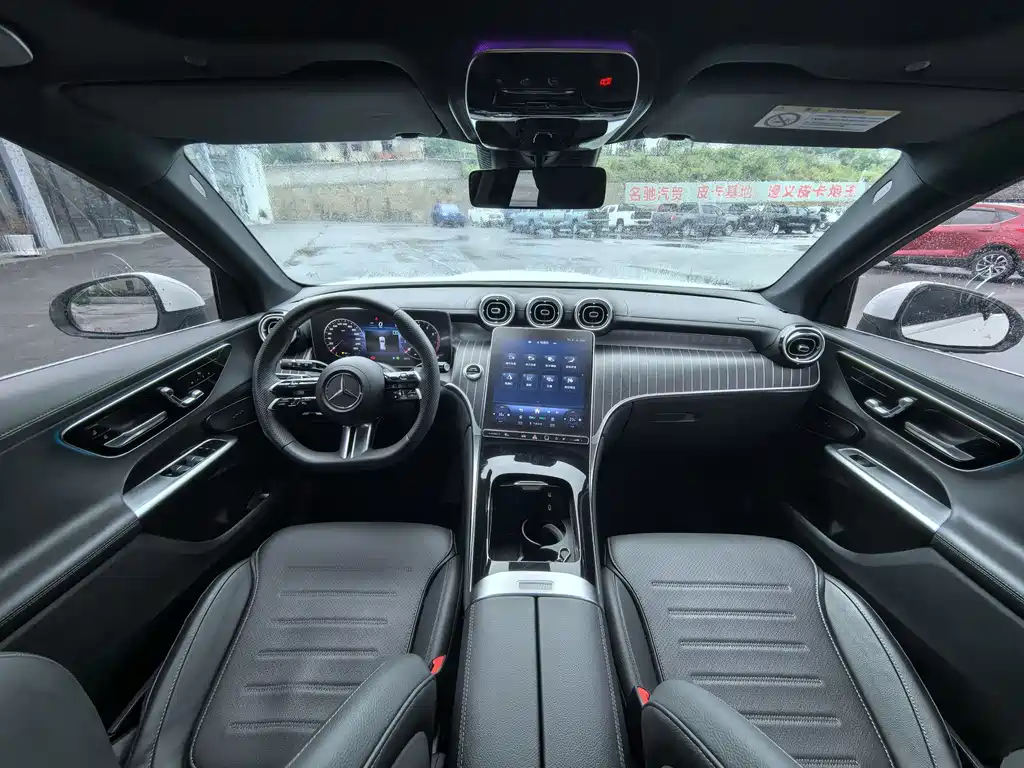 Mercedes-Benz GLC GLC 300 L 4 MATIC Luxury 5-seat