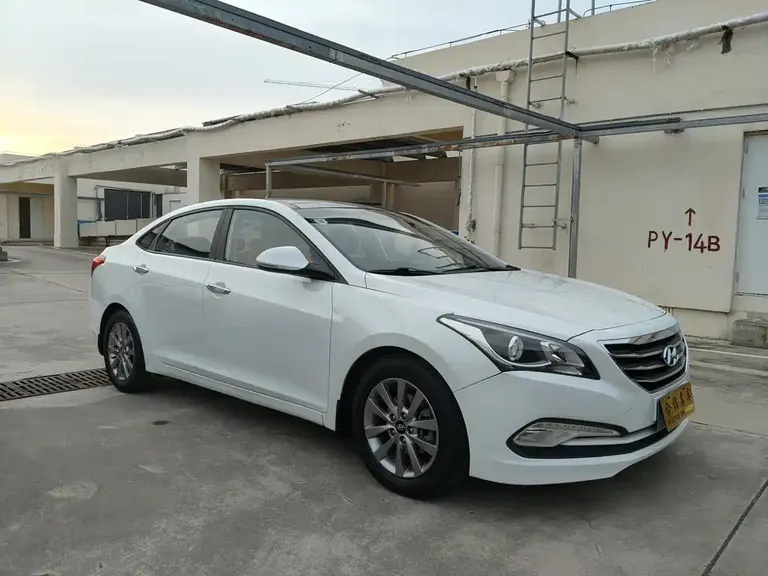 Hyundai Mistra 1.8 L Auto Intelligent GLS
