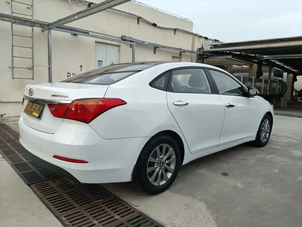 Mistra 1.8 L Auto Intelligent GLS