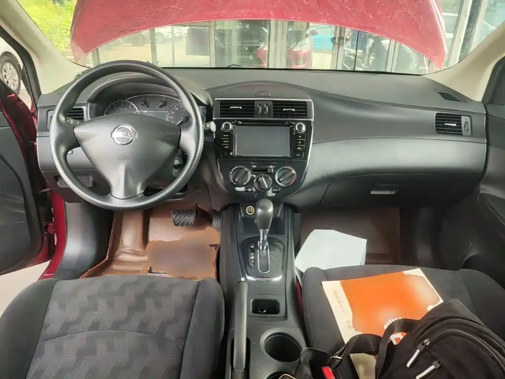 Tiida 1.6 L CVT Comfort