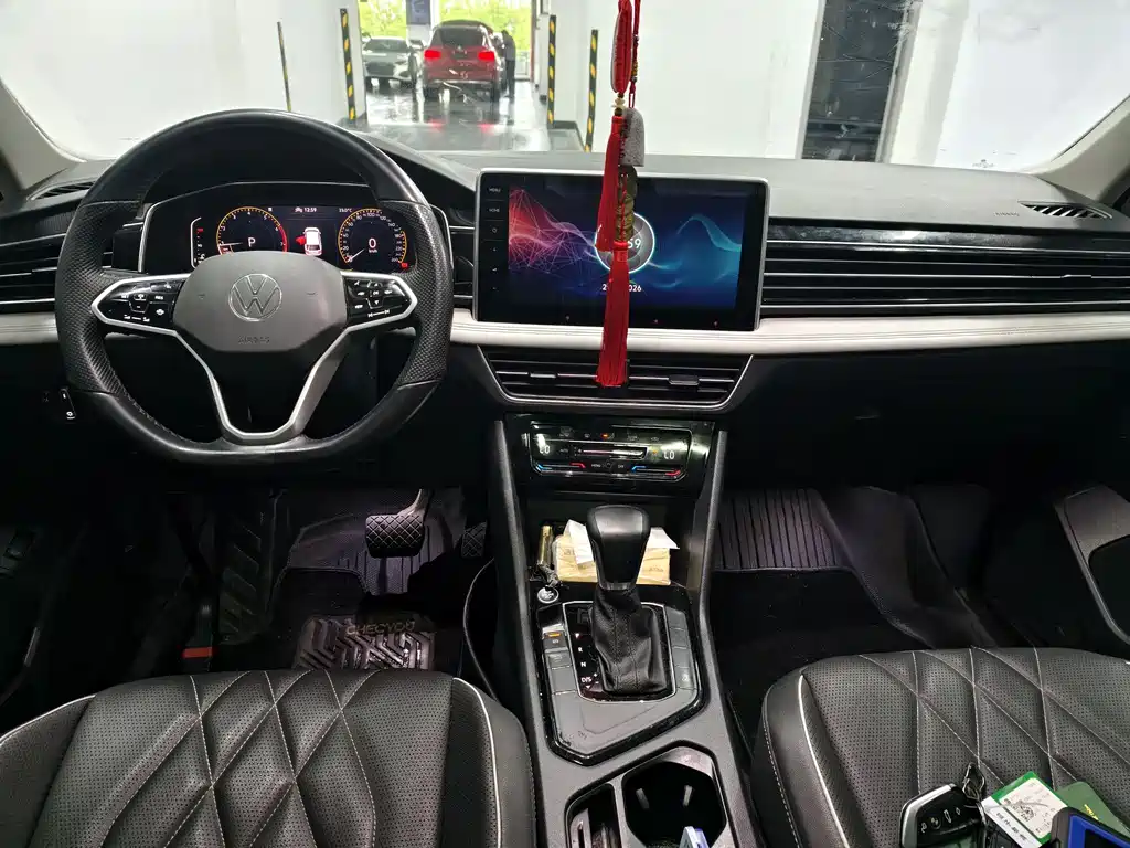 Tiguan L 330 TSI Auto 2 WD Smart Enjoyment