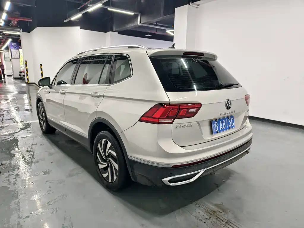 Tiguan L 330 TSI Auto 2 WD Smart Enjoyment