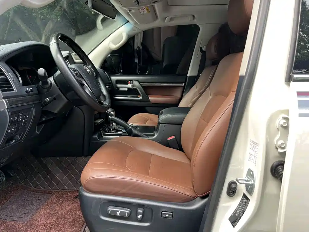 Land Cruiser (Import) 兰德酷路泽(进口) 2021款 4.0 L 自动