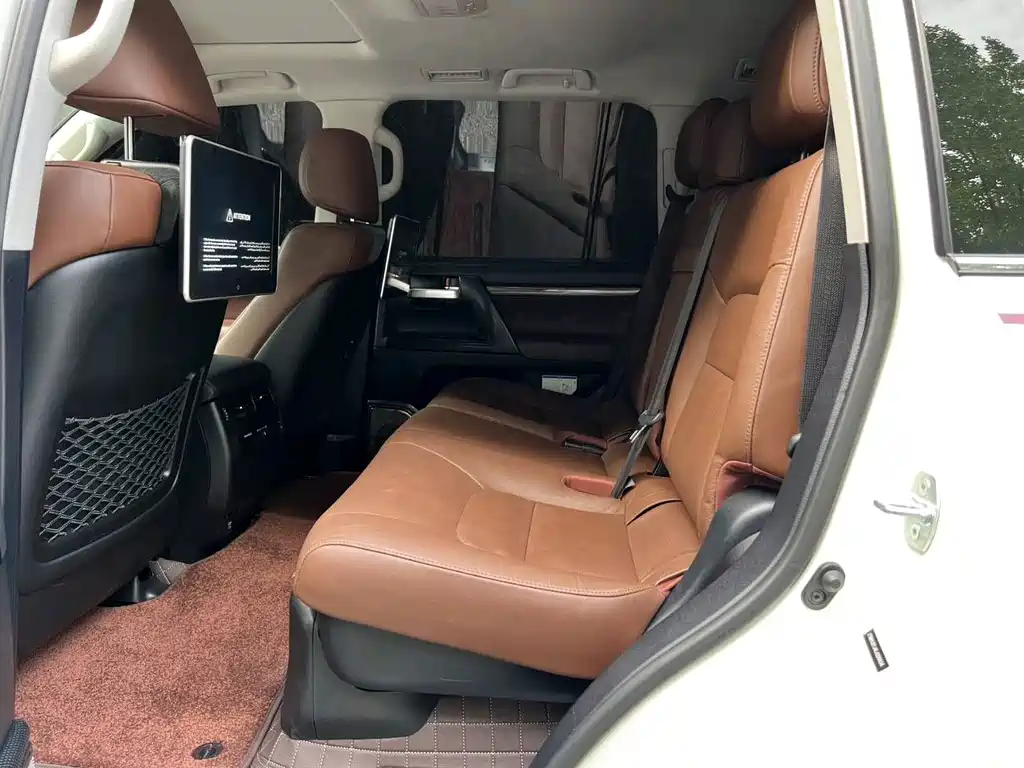 Land Cruiser (Import) 兰德酷路泽(进口) 2021款 4.0 L 自动