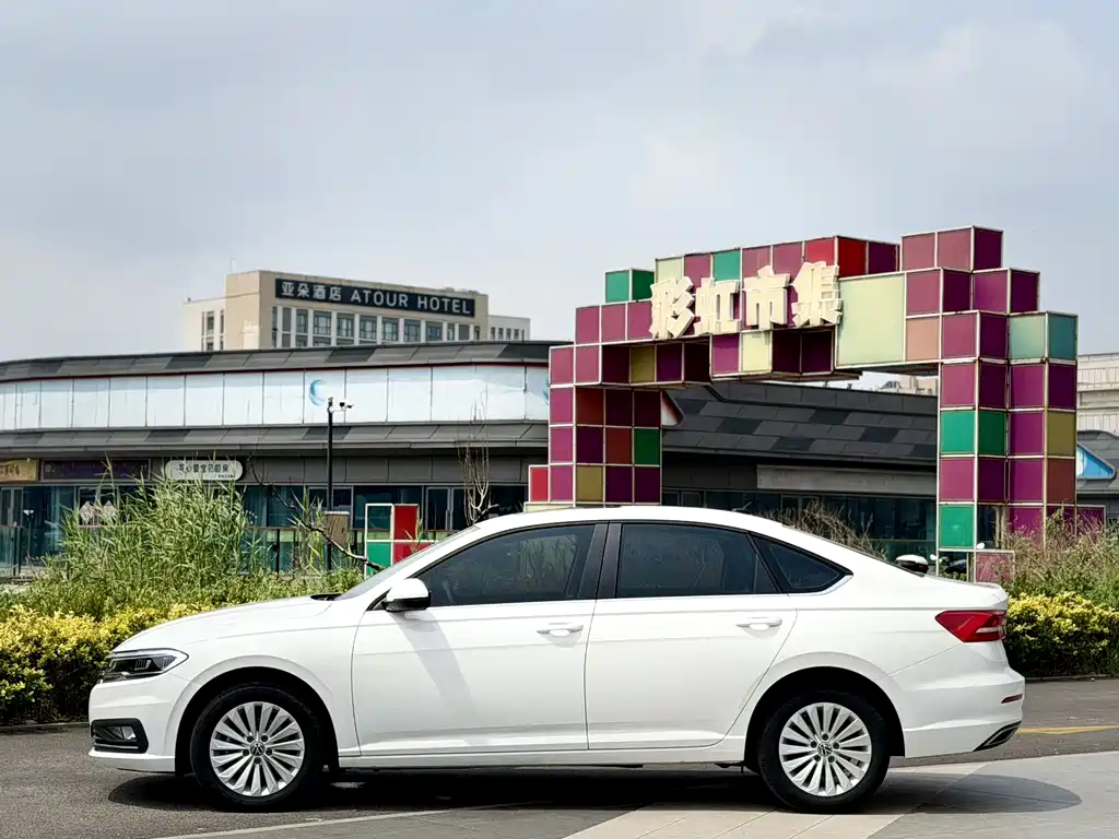 Lavida 280 TSI DSG Comfort