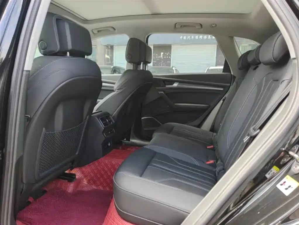 Audi Q5 L 45 T Luxury Elegant