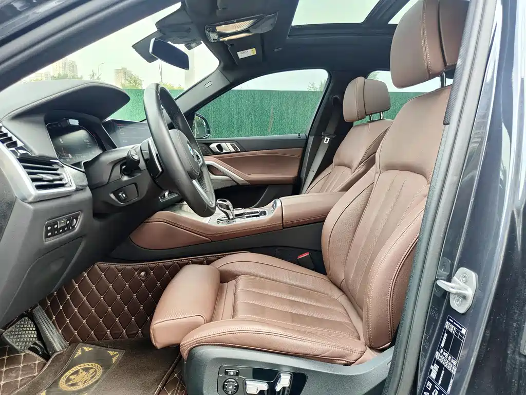 BMW X6 xDrive40 i Premium M Sport Package