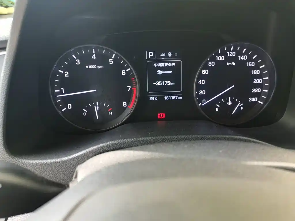 Elantra 1.6 L Auto Smart Dazzle · Elite