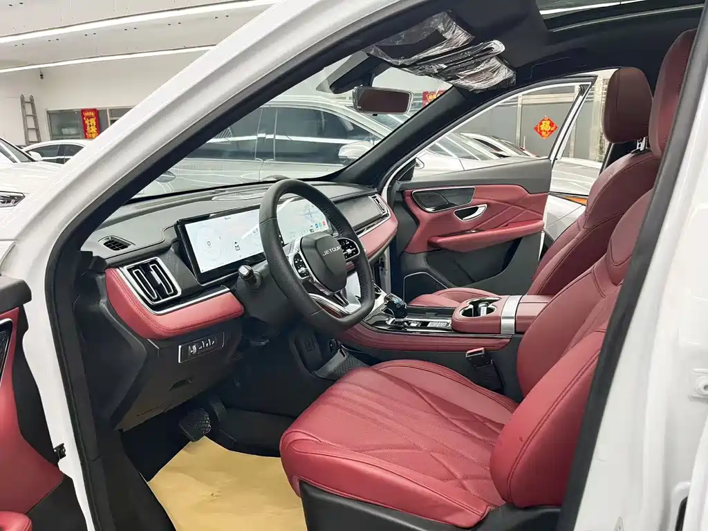 Jetour X70 PLUS 捷途X70 PLUS 2025款 1.5 T 豪华澎湃版 7座