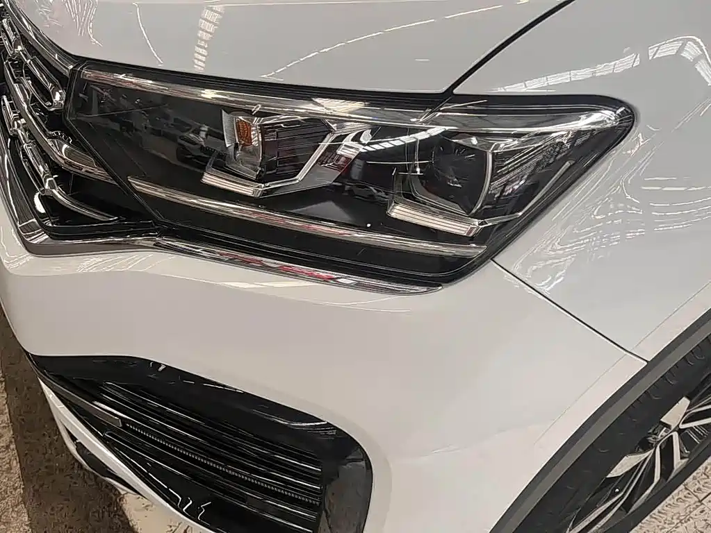 Tayron 380 TSI 4 WD R-Line Connected