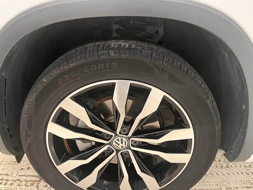 Tayron 380 TSI 4 WD R-Line Connected