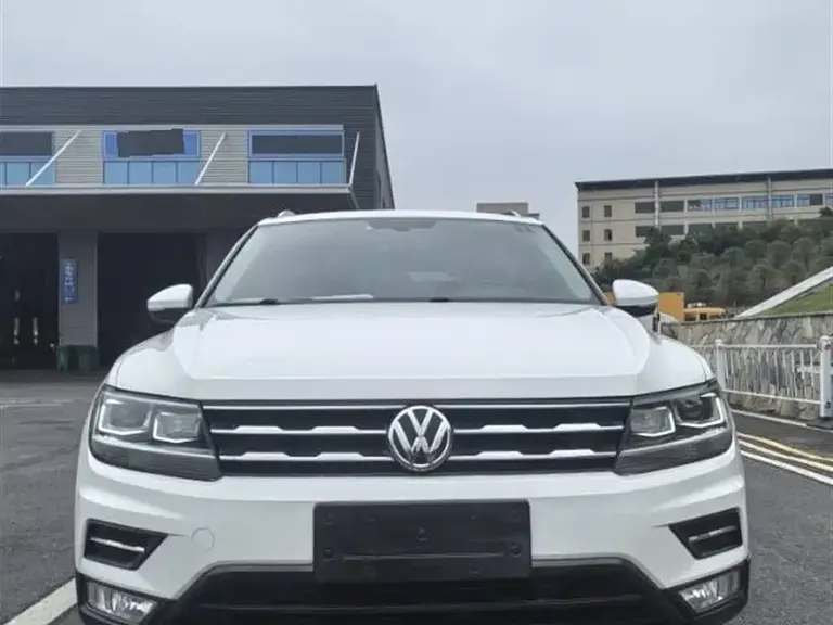 Volkswagen Tiguan L 330 TSI Auto 2 WD Flagship