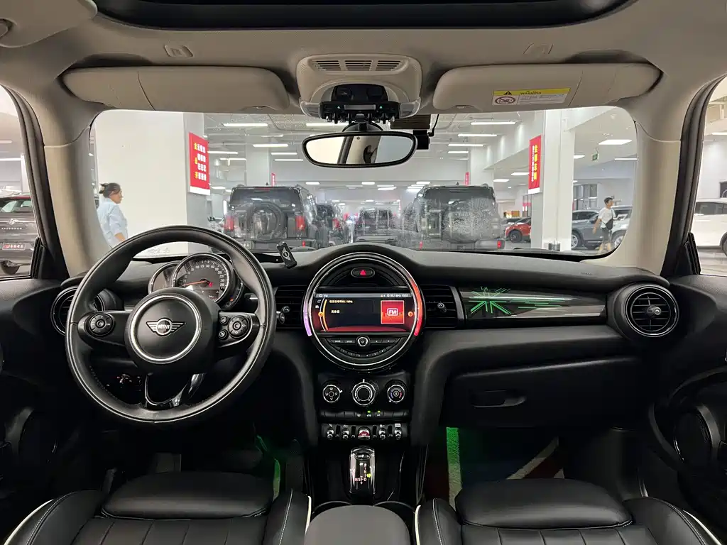 MINI 1.5 T COOPER Classic