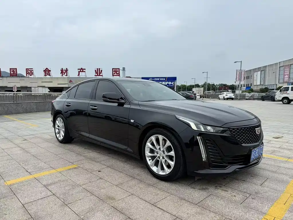Cadillac CT5 28 T Luxury