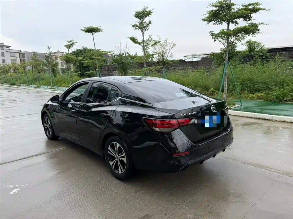 Sylphy 1.6 L XL CVT Joy
