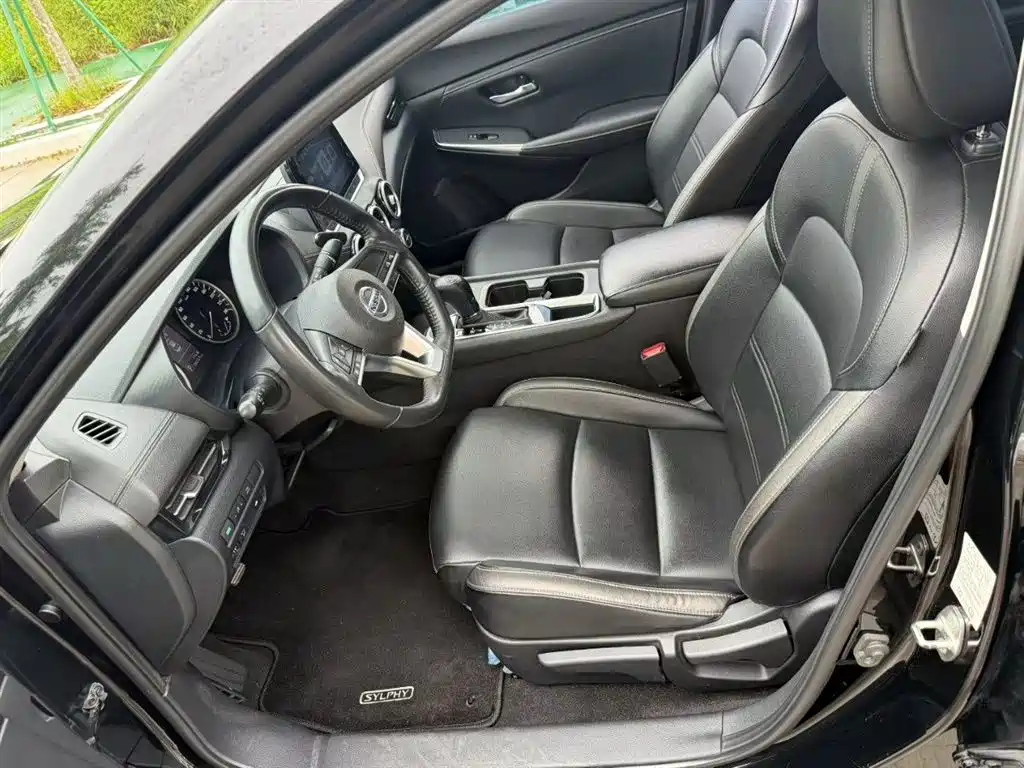Sylphy 1.6 L XL CVT Joy