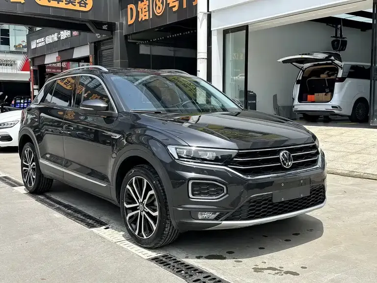 Volkswagen T-ROC 280 TSI DSG 2 WD Comfort Enjoyment PLUS