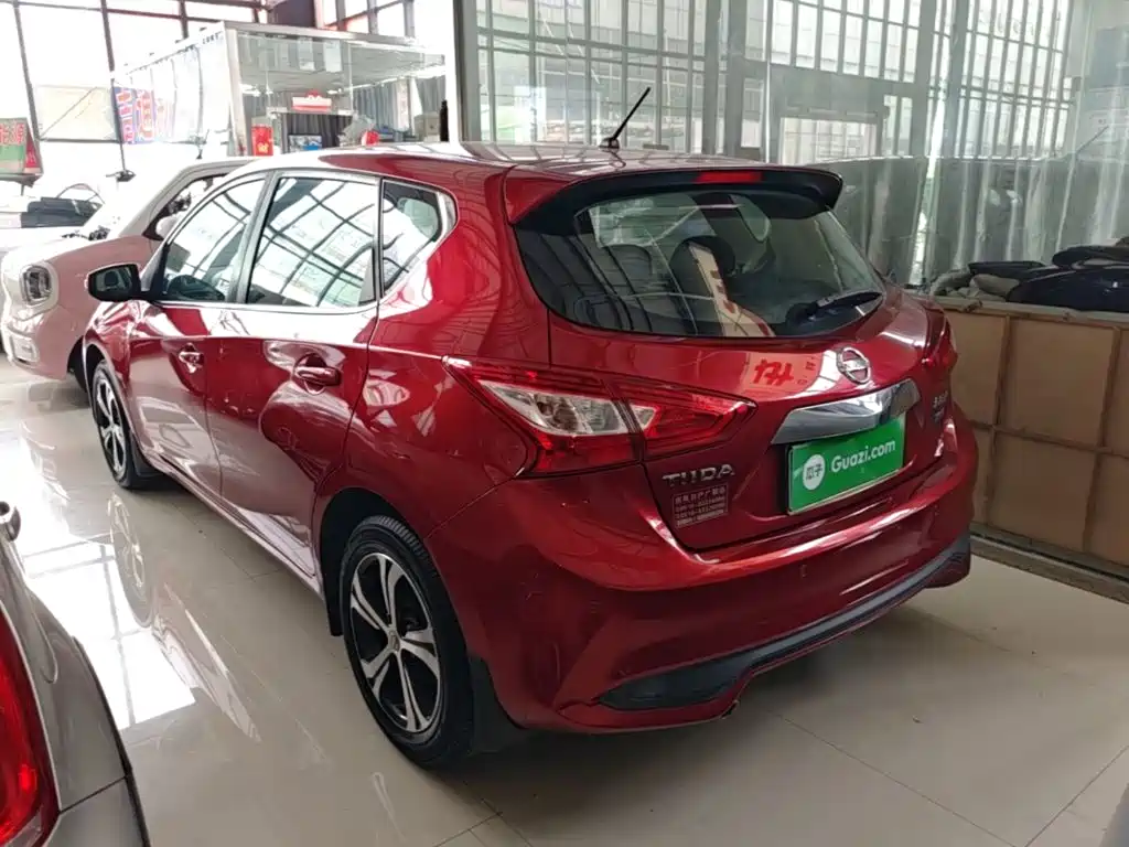 Tiida 1.6 L CVT Smart Travel CN-VI