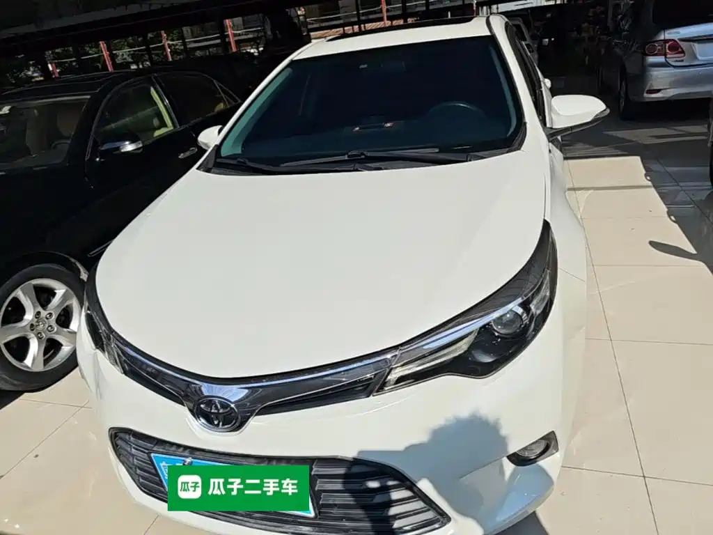 Levin 1.6 G CVT Elite
