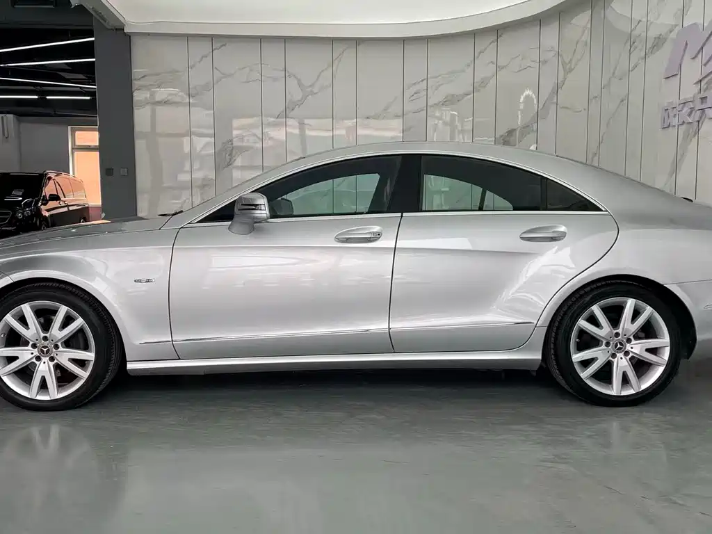 Mercedes-Benz CLS CLS 300 CGI
