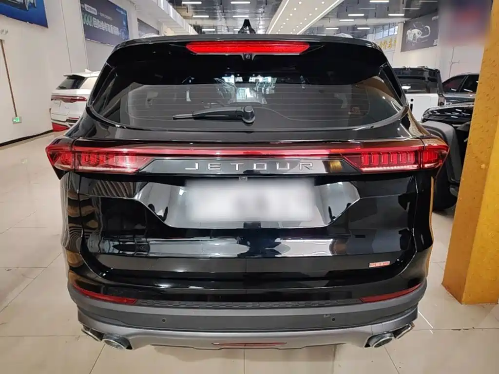 Jetour X70 PLUS 1.6 T DCT Strong 5-seat