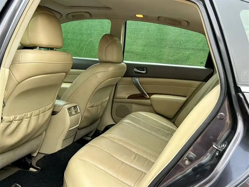Teana 2.5 L XL Anniversary