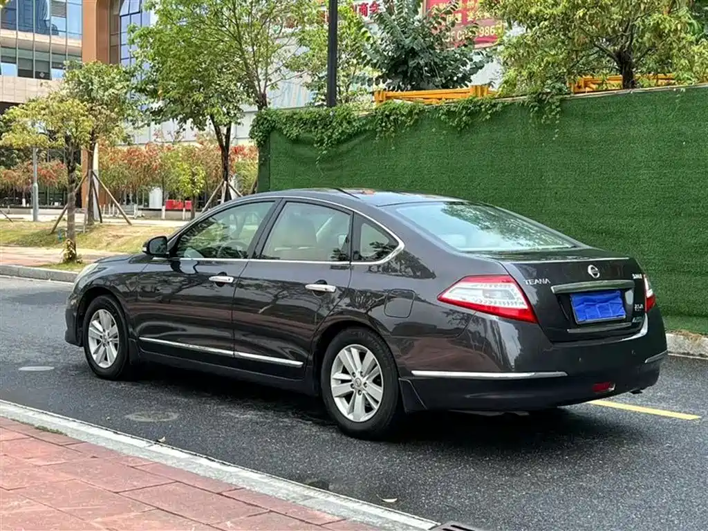Teana 2.5 L XL Anniversary
