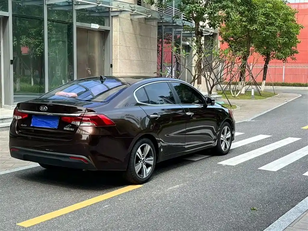 Kaishen 1.8 L Auto GLS