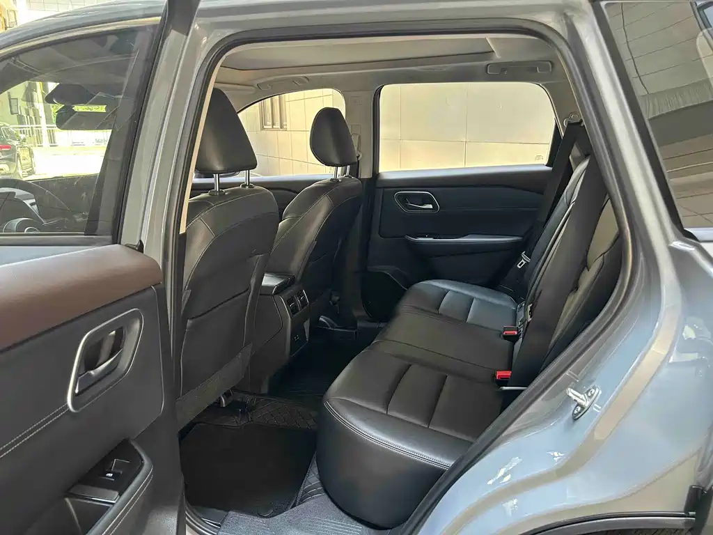 X-Trail VC-Turbo 300 CVT 2 WD Luxury