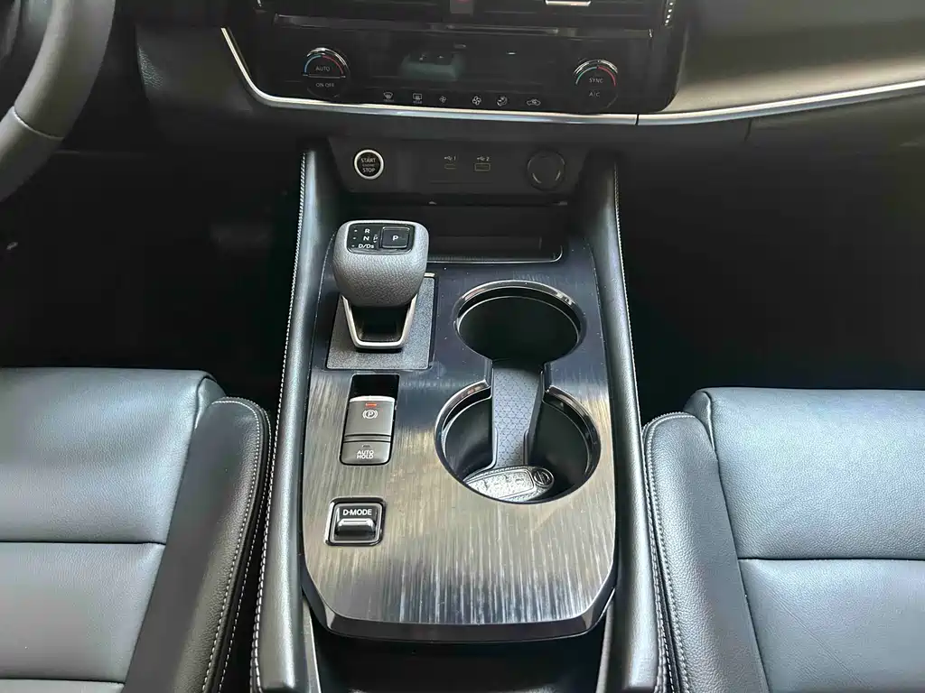 X-Trail VC-Turbo 300 CVT 2 WD Luxury