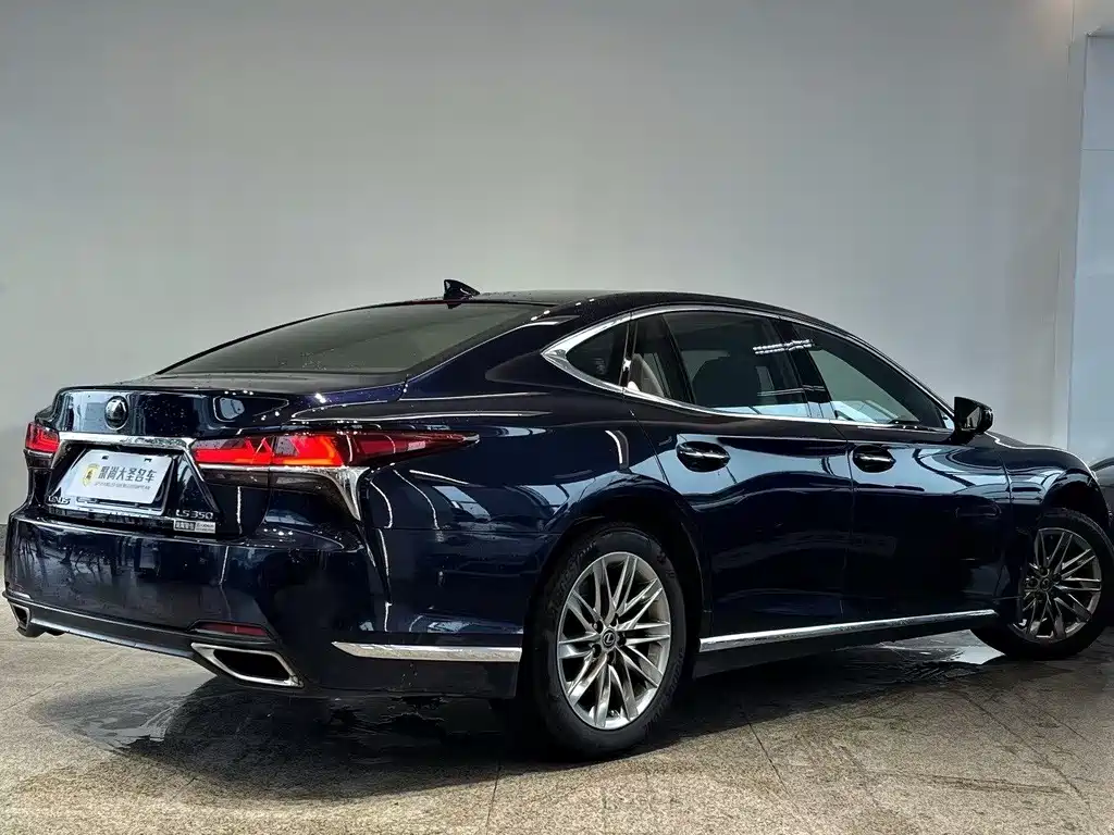 Lexus LS 雷克萨斯LS 2018款 350 豪华版 国V