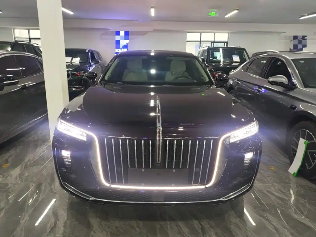 Hongqi H9 2.0 T Connected Flagship Enjoyment