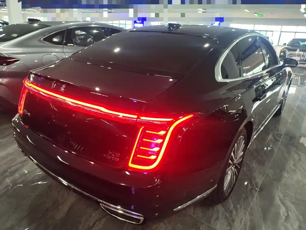 Hongqi H9 2.0 T Connected Flagship Enjoyment