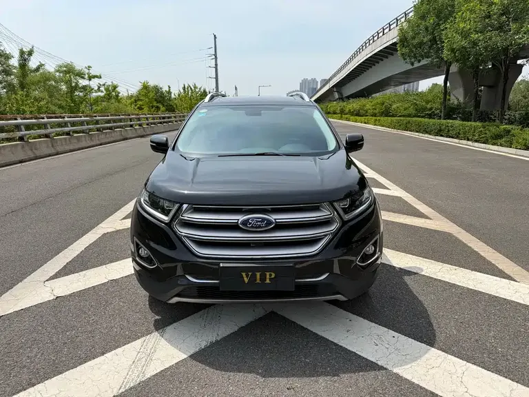 Ford Edge EcoBoost 245 4 WD Supreme Sharp 7-seat