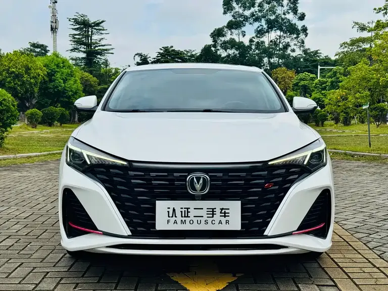 Changan Eado PLUS Blue Whale NE 1.4 T GDI DCT Distinguished