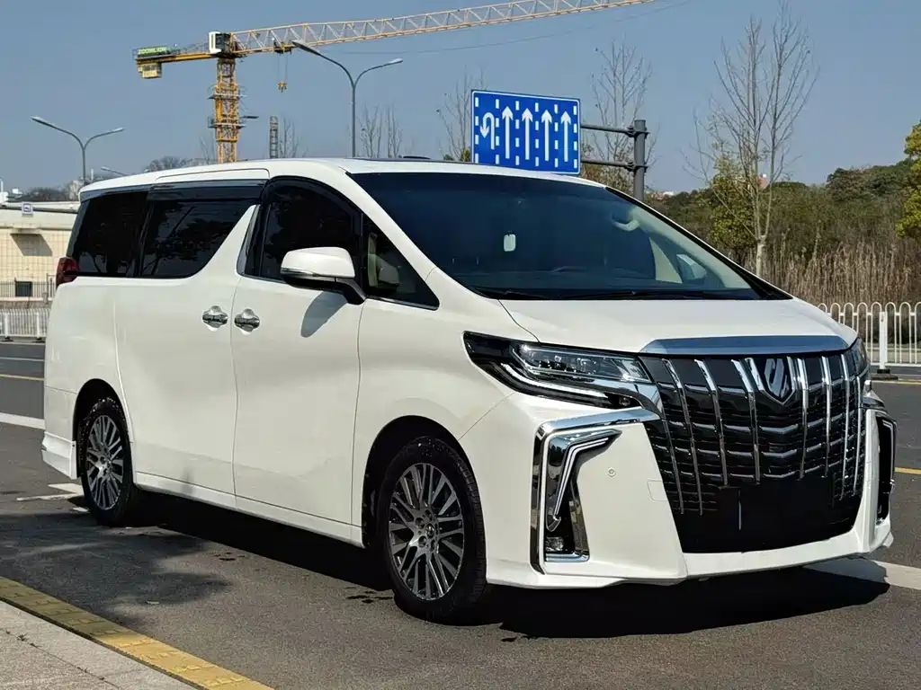 Alphard 3.5 L Distinguished