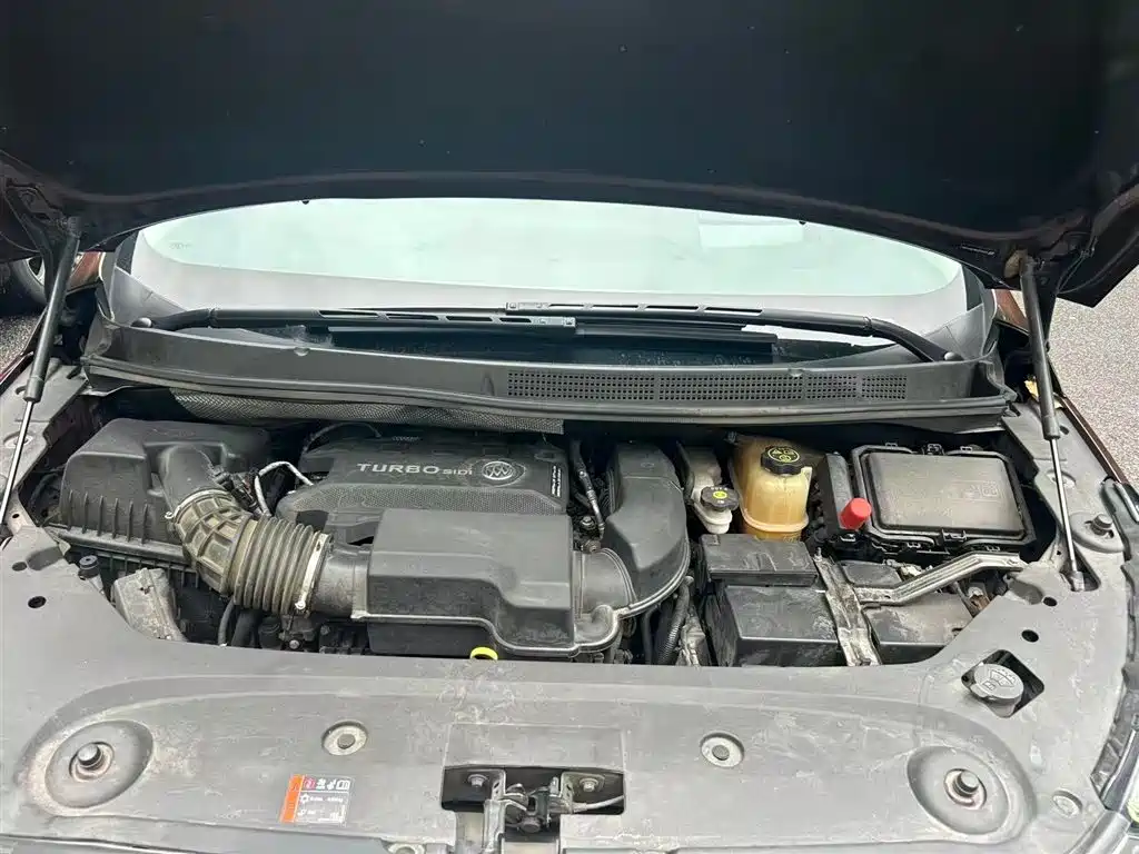 Buick GL8 ES LaCrosse 653 T Smart Flagship