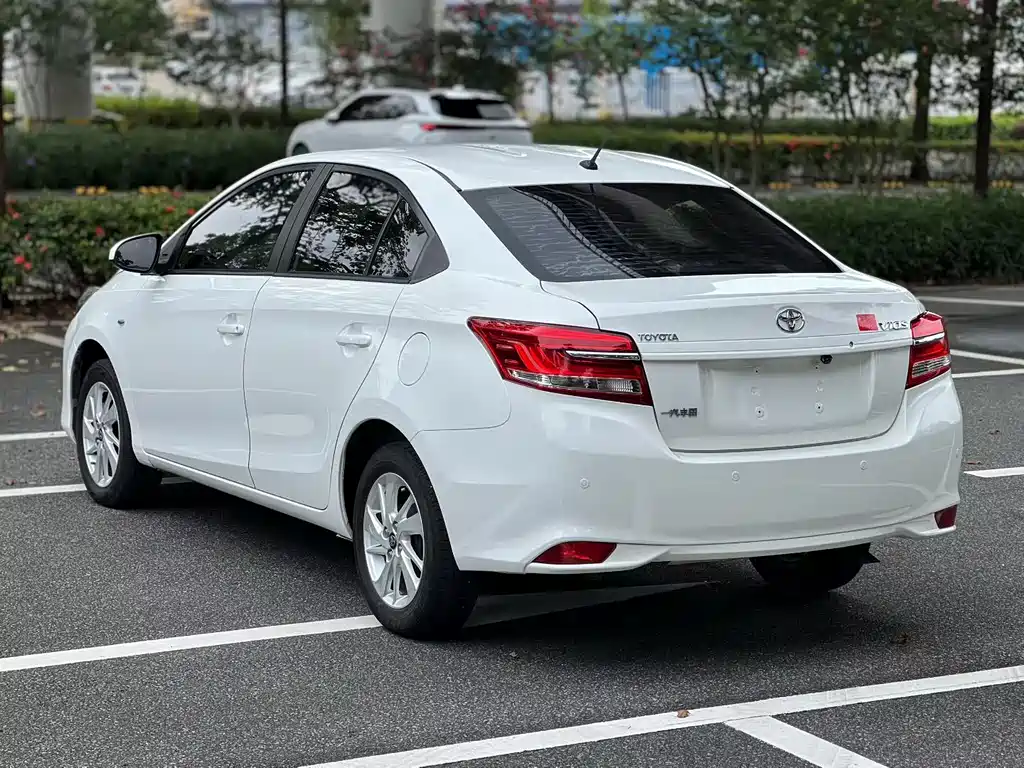 Vios 1.5 L CVT Creation