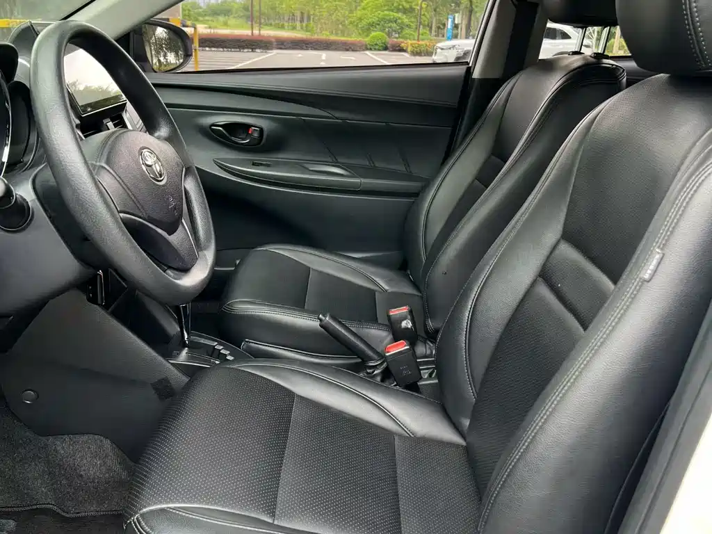 Vios 1.5 L CVT Creation