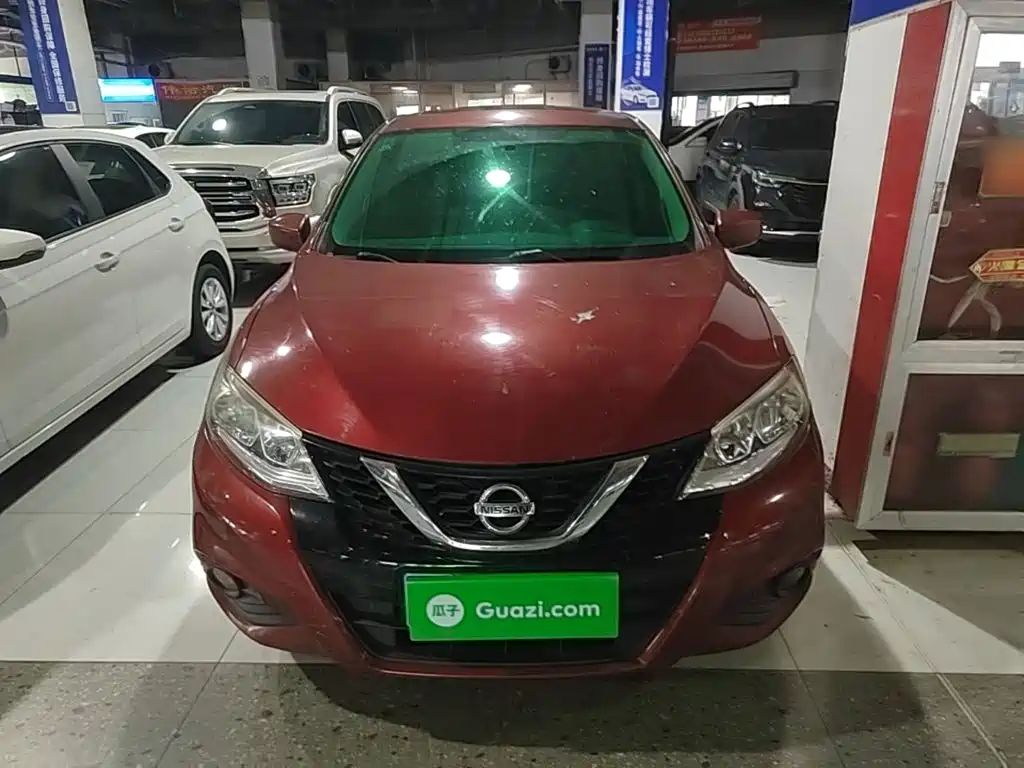 Tiida 1.6 L CVT Cool Motion