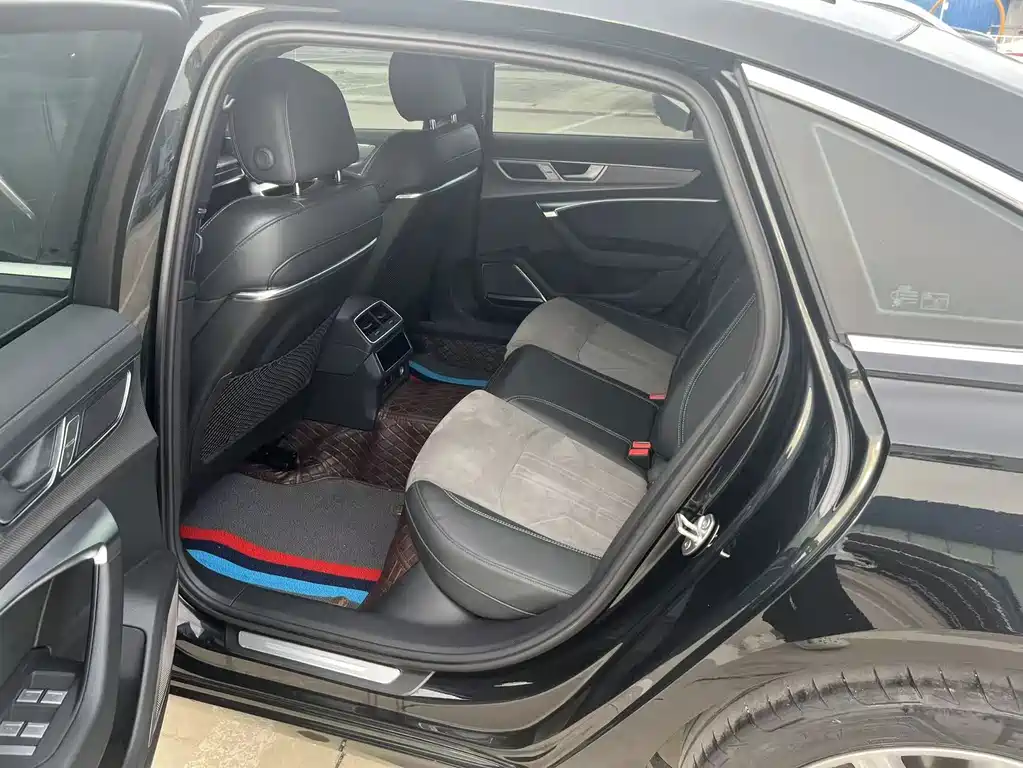 Audi A6 L 45 TFSI Select Dynamic