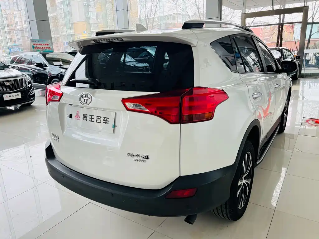 RAV4 2.5 L Auto 4 WD Elite