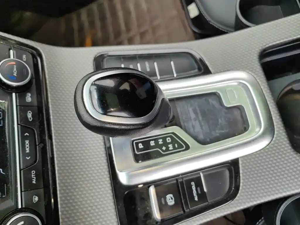 Emgrand GS Sport 1.3 T Auto Leading Style