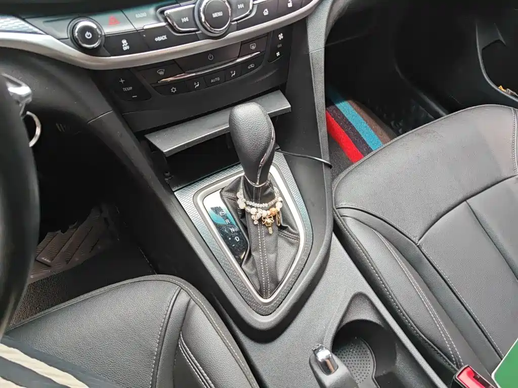 Excelle GT 18 T Auto Connected Elite CN-VI