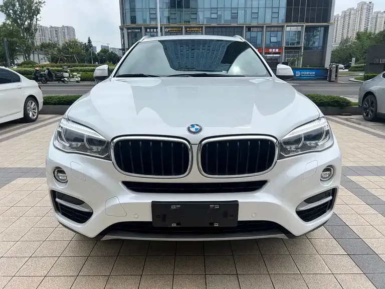 BMW X6 xDrive28 i